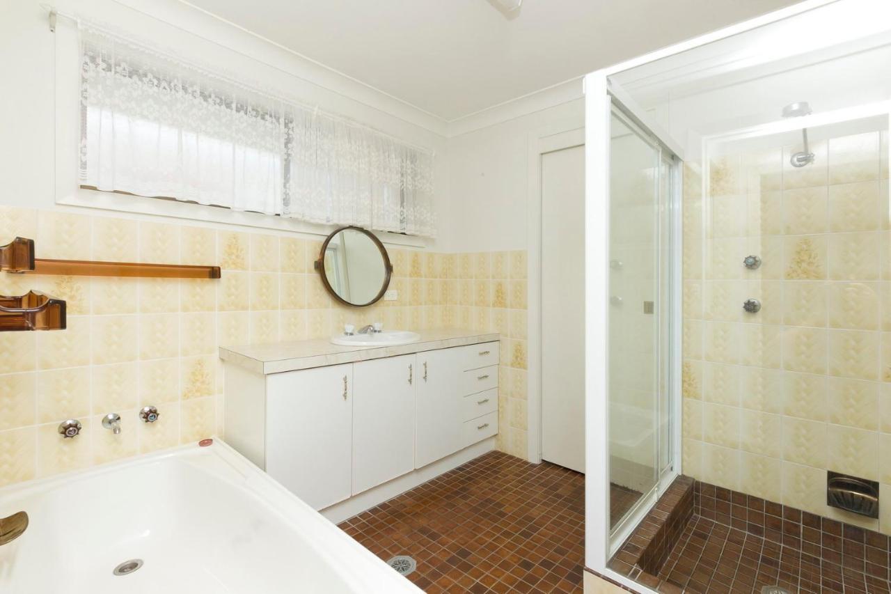 Lake House On Elouera - Linen Not Included Форстър Екстериор снимка